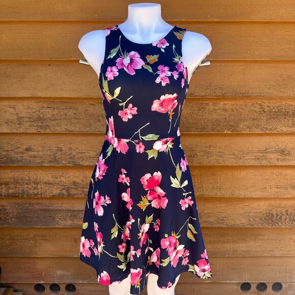 Soprano Floral Navy Sleeveless Fit & Flare Dress With Pink & Green Print Size S - Picture 1 of 8